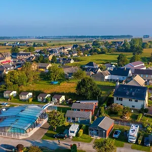 Les Pommiers Du Mont Saint Michel Camping